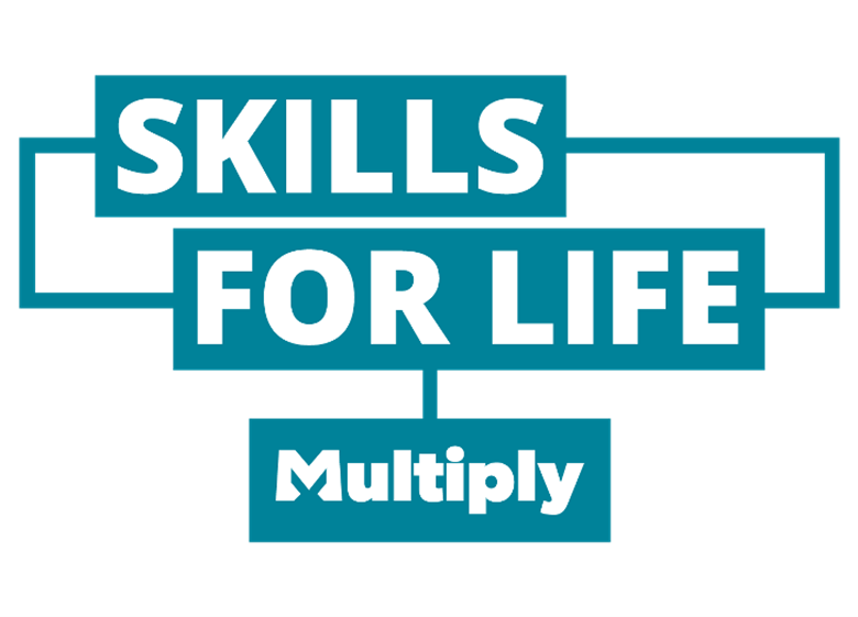 Free courses to increase your workforce’s confidence with numbers